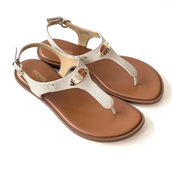 New Michael Kors Leather Logo Plate Sandal Size 7.5 New without box - Picture 1 of 9